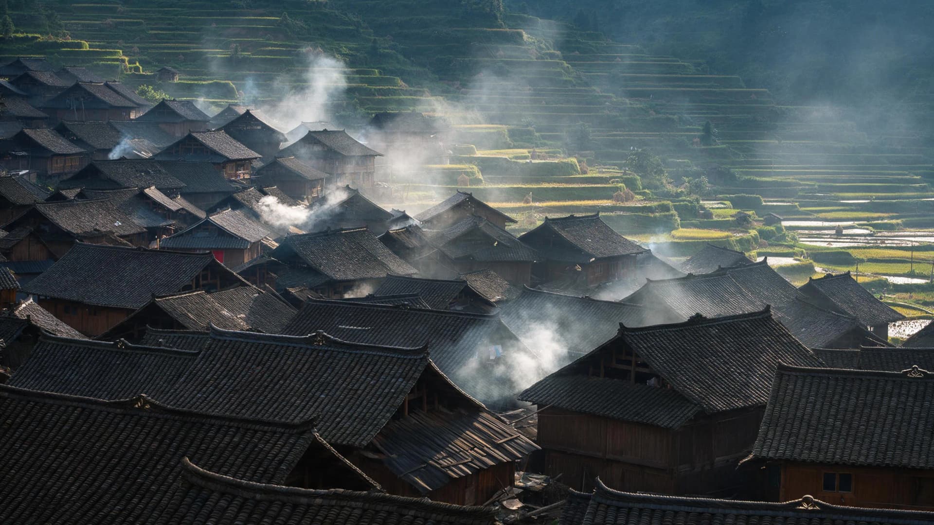 Guizhou Travel Guide: Ethnic Villages, Waterfalls and Mountain Routes, original documentary travel photograph