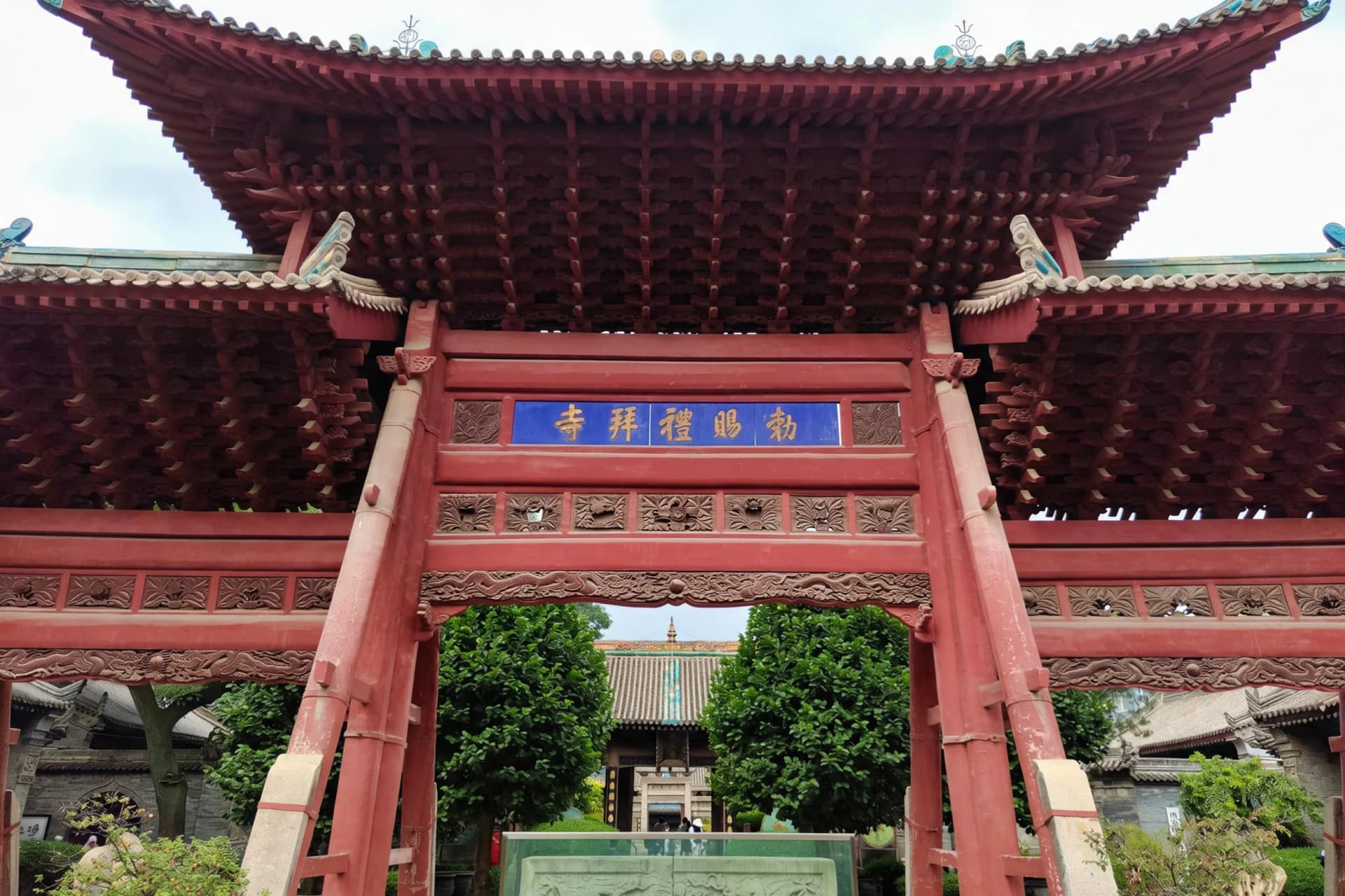 Gulf Families in China: Halal Food, Prayer and Family Routes, original documentary travel photograph