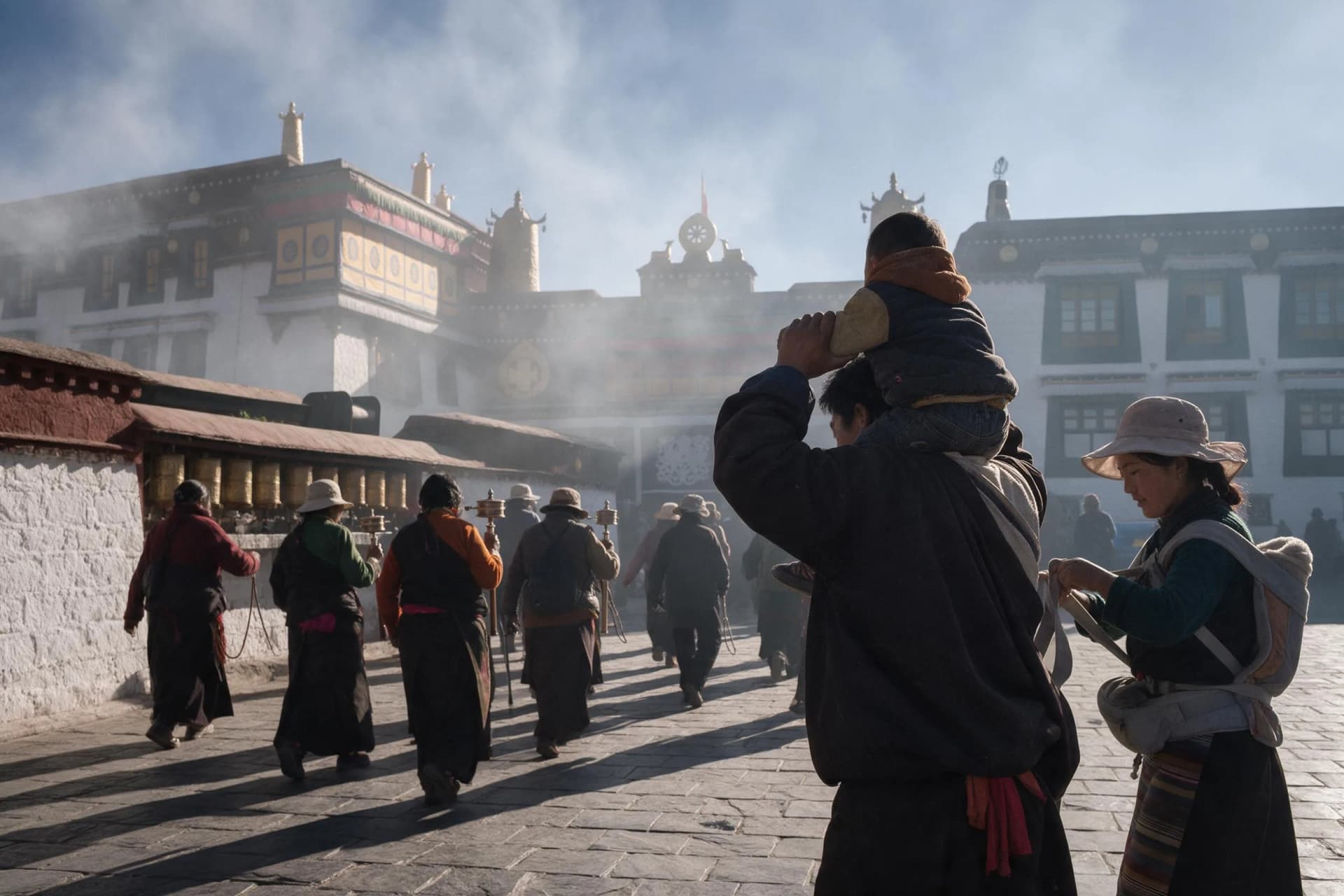 Lhasa e Nyingchi con i bambini: guida in famiglia al Tibet