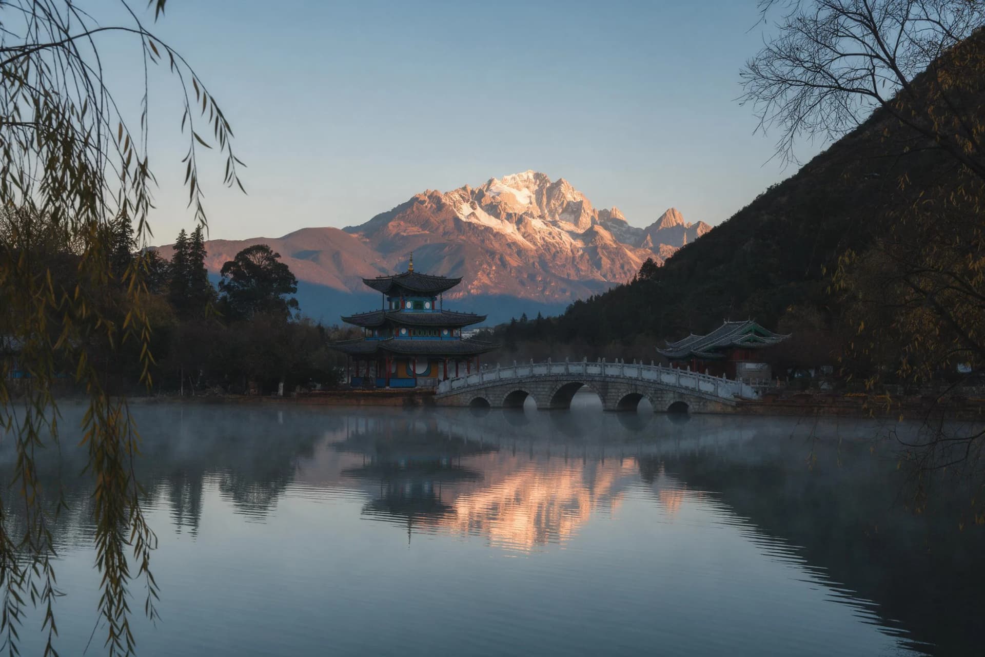 Lijiang Photography Spots: 6 Viewpoints and the Best Light Window