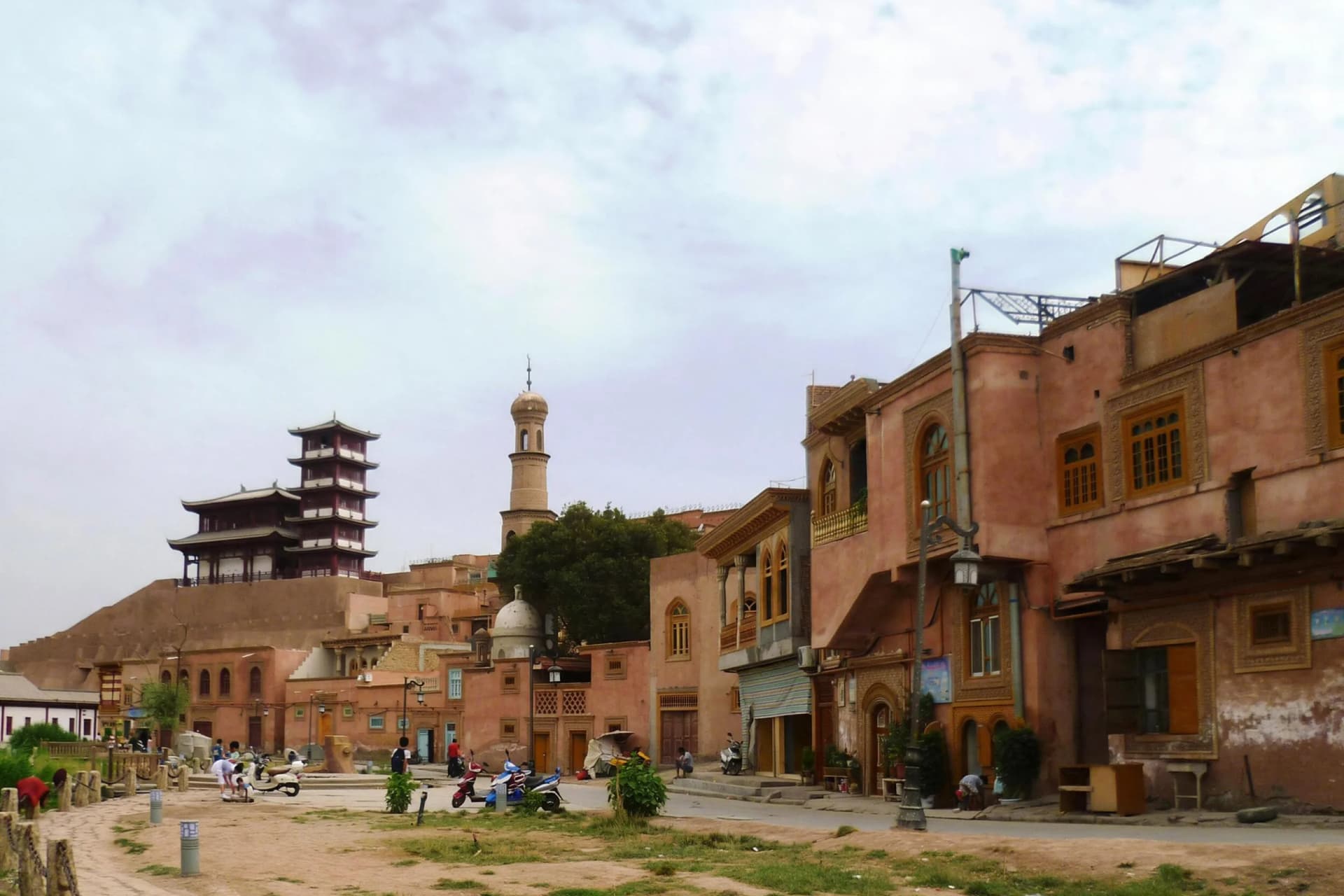 Xinjiang Route Planning: North, South and Silk Road Choices in 2026, original documentary travel photograph